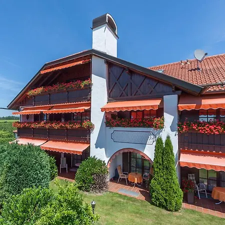 Hotel Alpina Hagnau am Bodensee