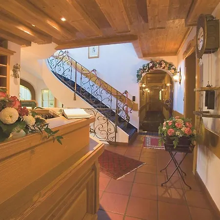 Hotel Alpina 4*