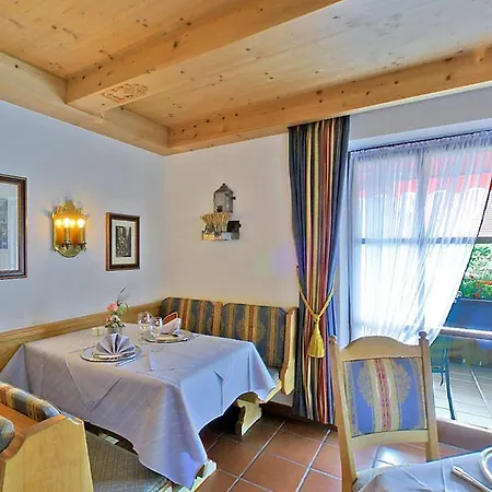 Szálloda Alpina Hagnau