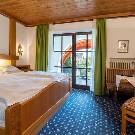 Alpina Hotel 4*