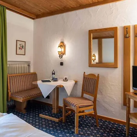 Alpina Hotel Hagnau am Bodensee