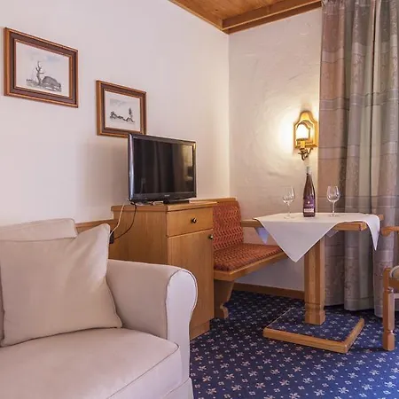 Hotel Alpina 4*