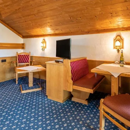 Alpina Hotel 4*