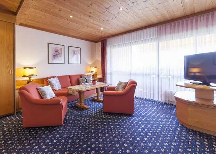 Hotel Alpina 4*